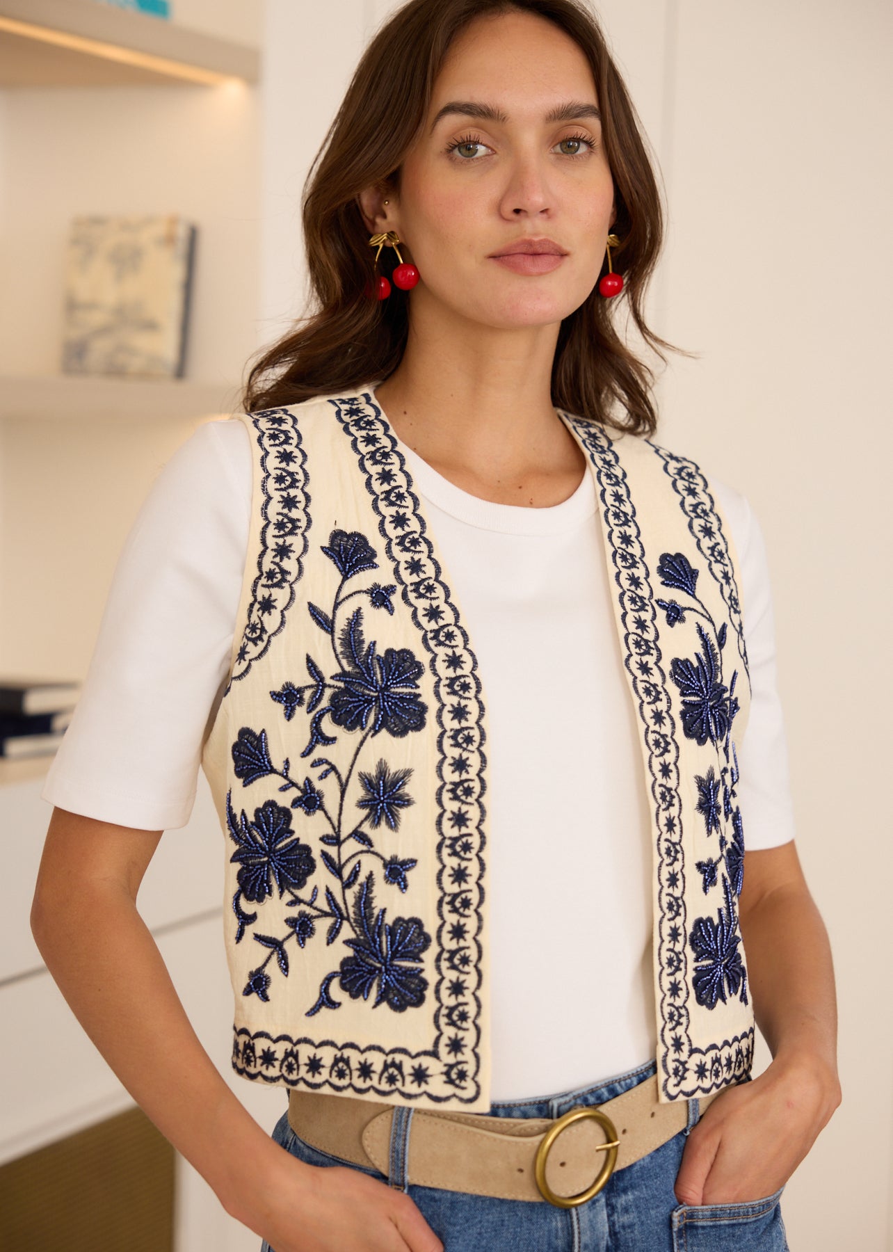 Adel vest