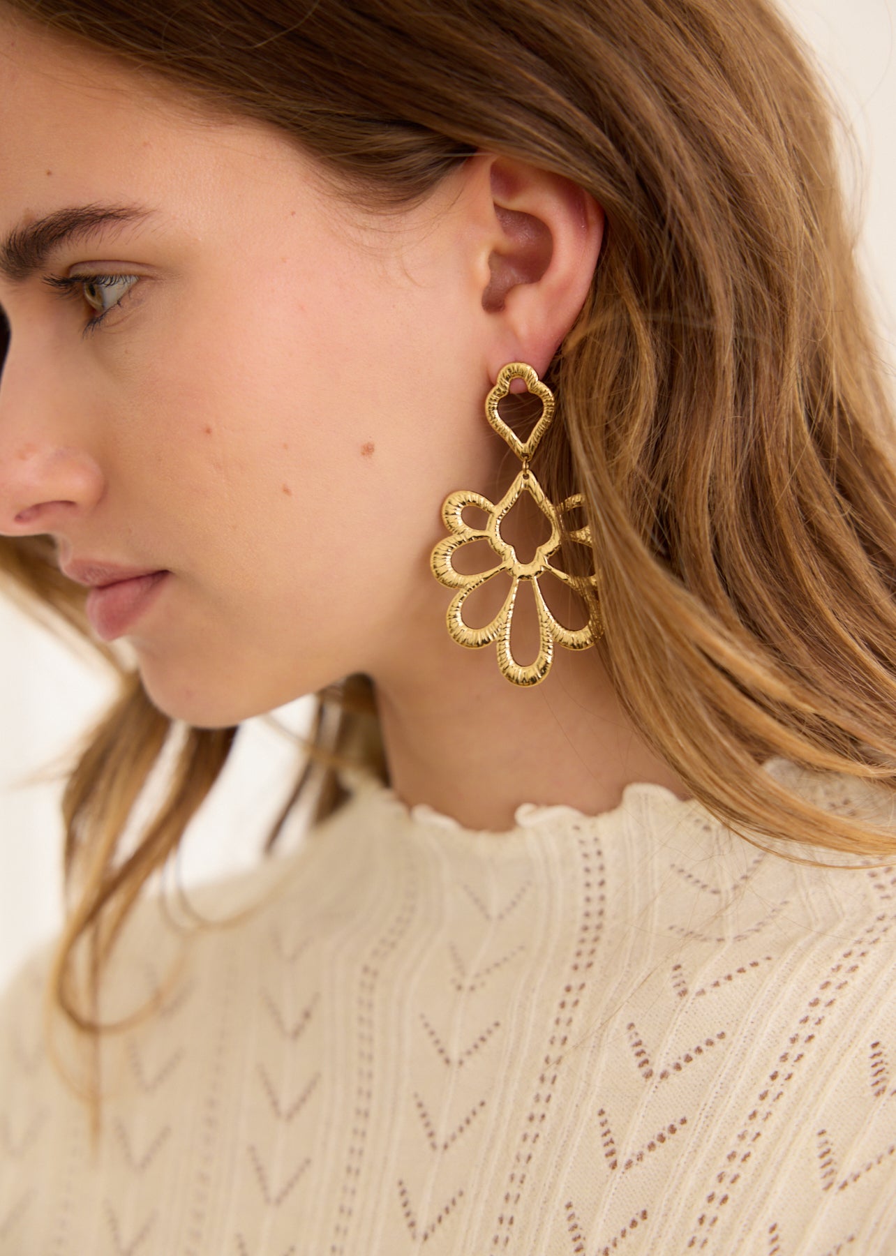 Ara Earrings