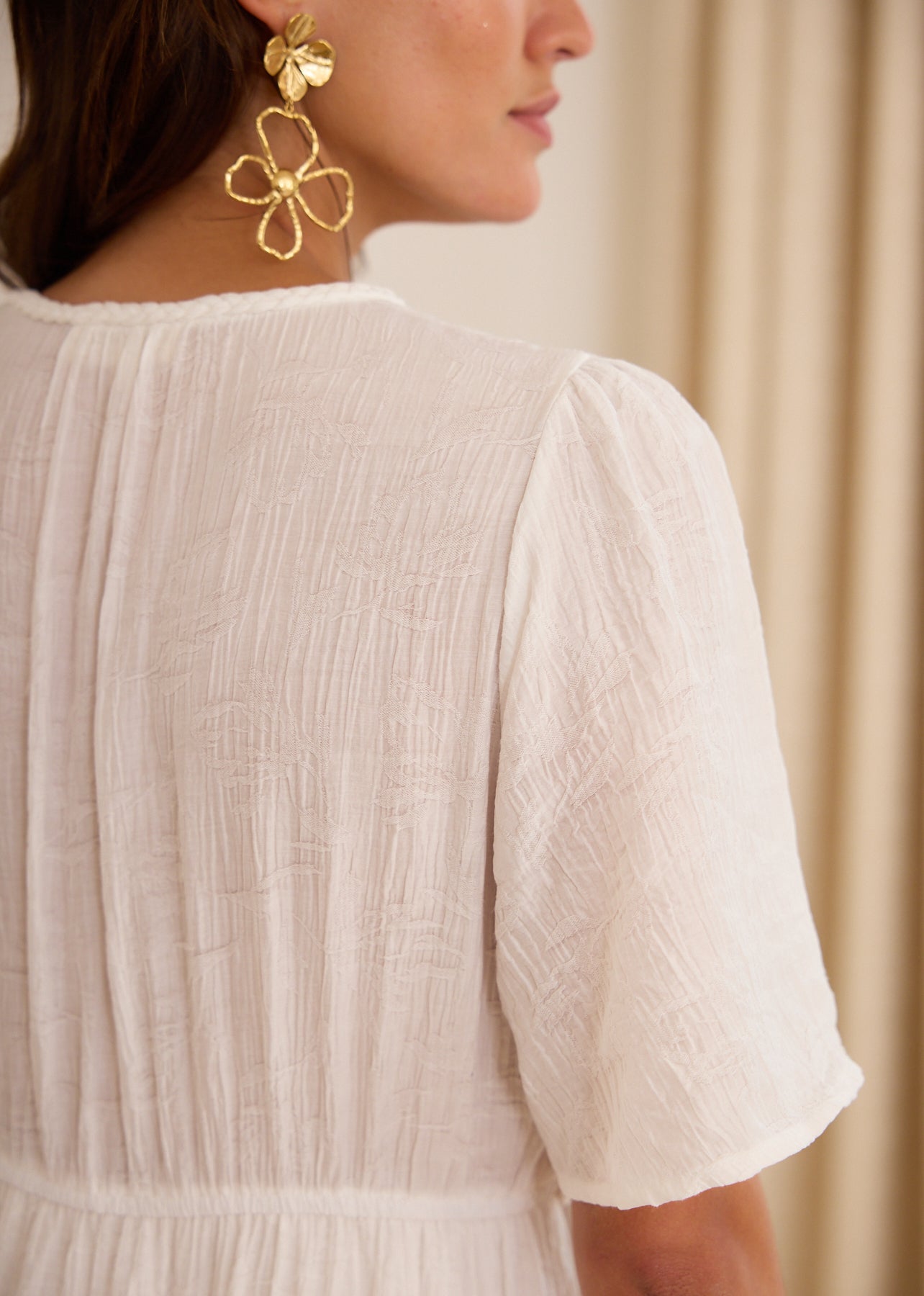 Robe Loela