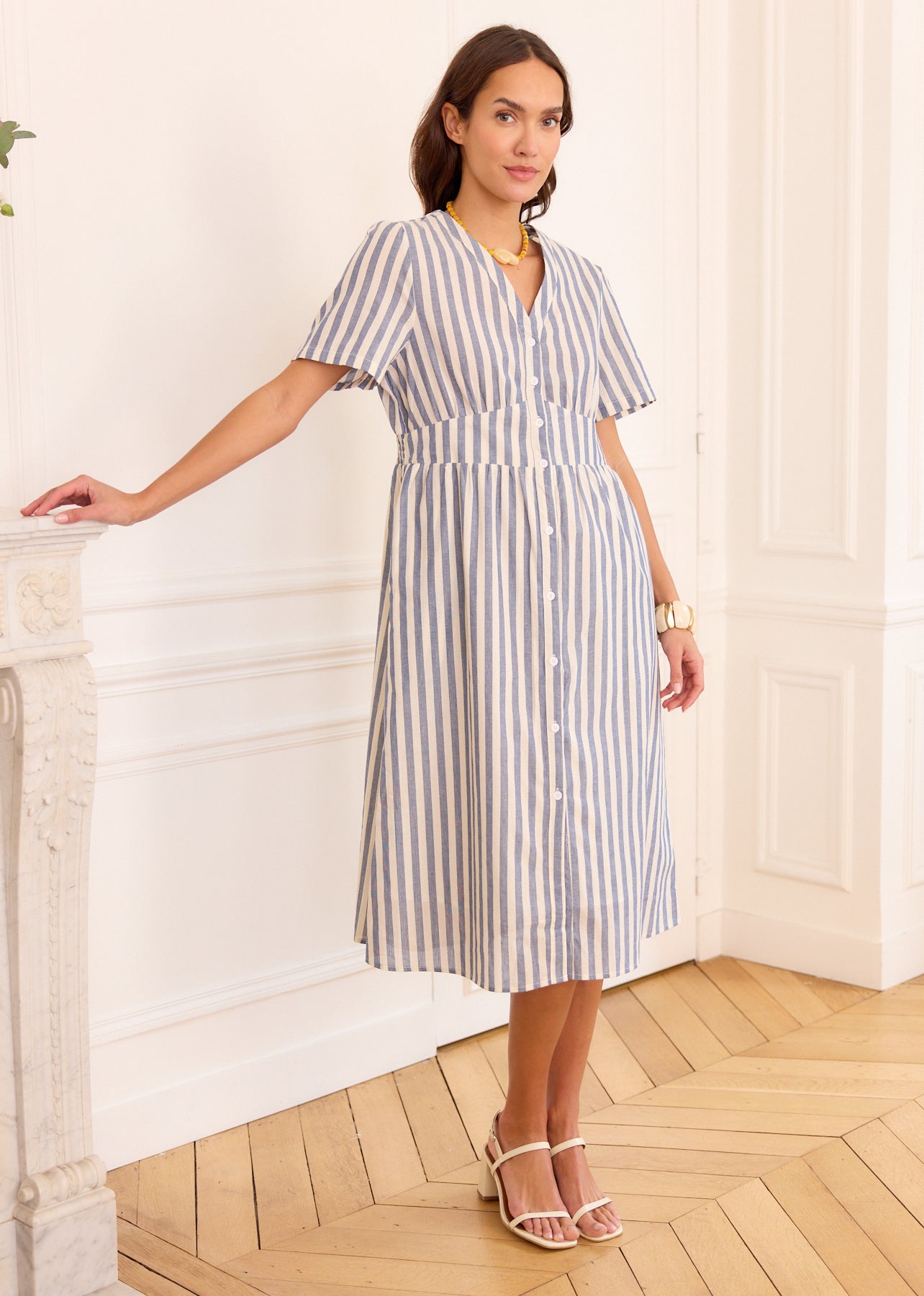 blue and white striped dress Cotton Midi Dress, Buttoned V-Neck - Chiara related:kasor-dress-black Men's Milano Moda Classic Color:Violet Ash