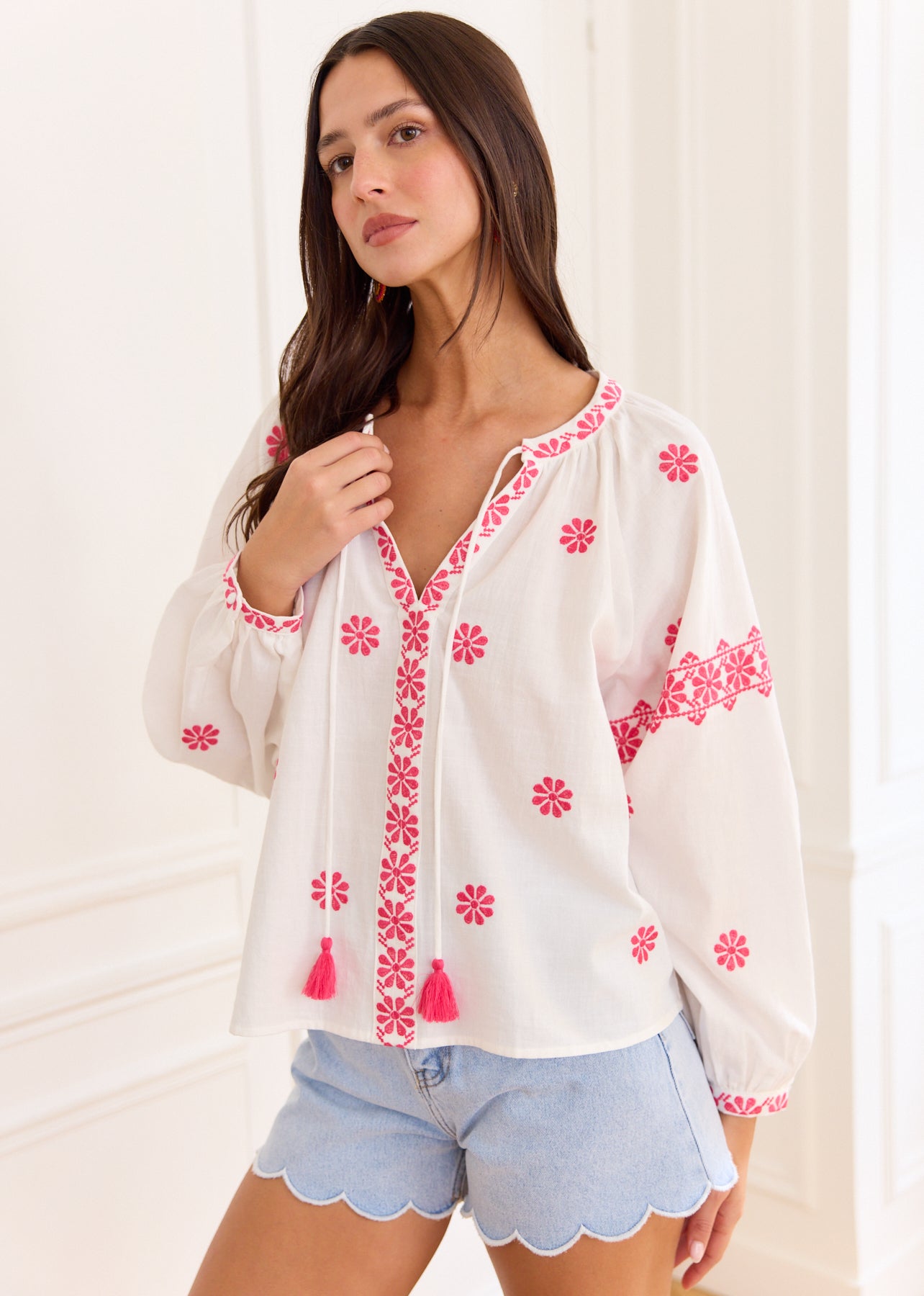 【y.】deres original embroidery blouse Ecru Embroidered Blouse, Long Sleeves, Ruffled Neck - Raissa | Motus
