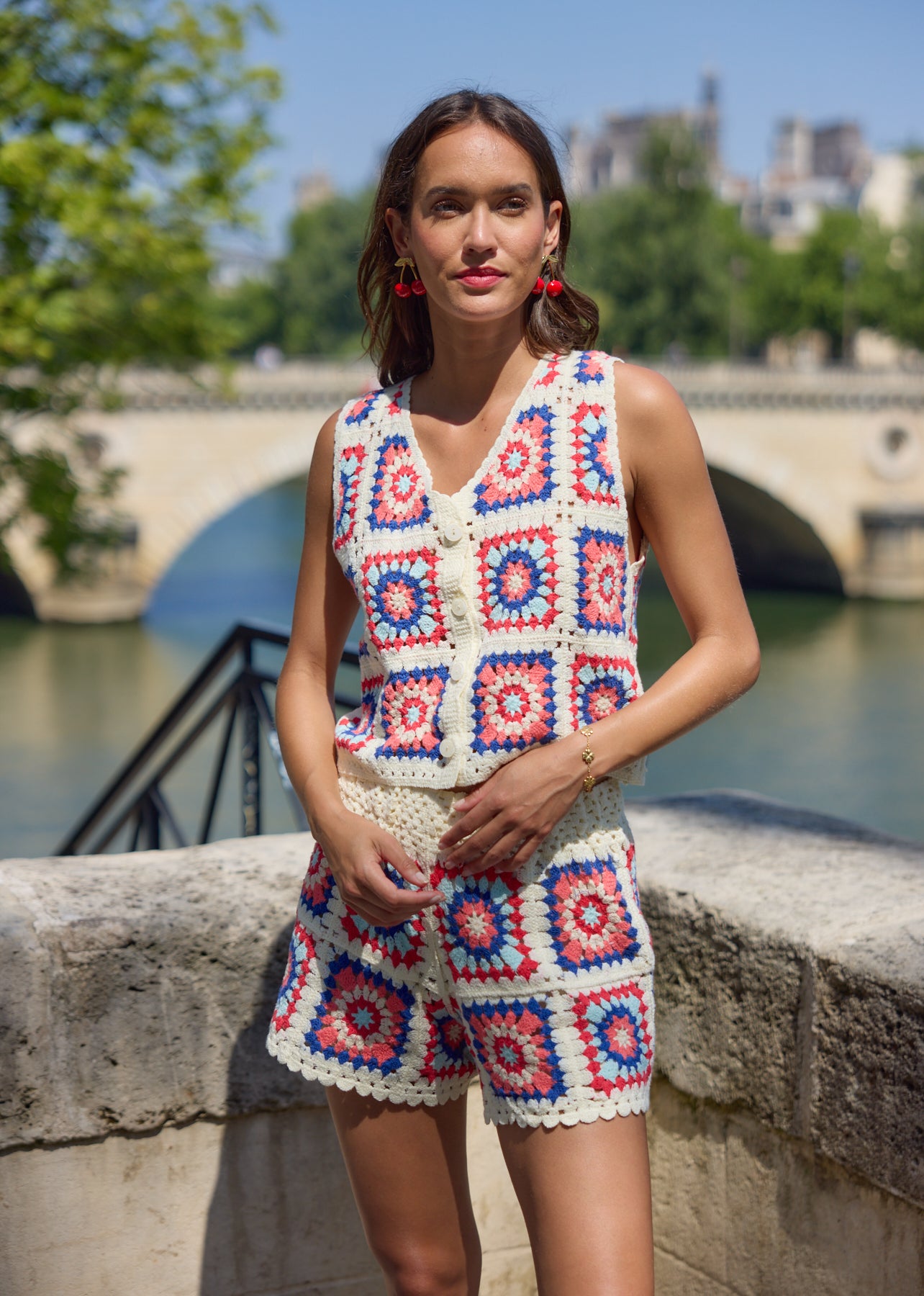 Rosa Vest