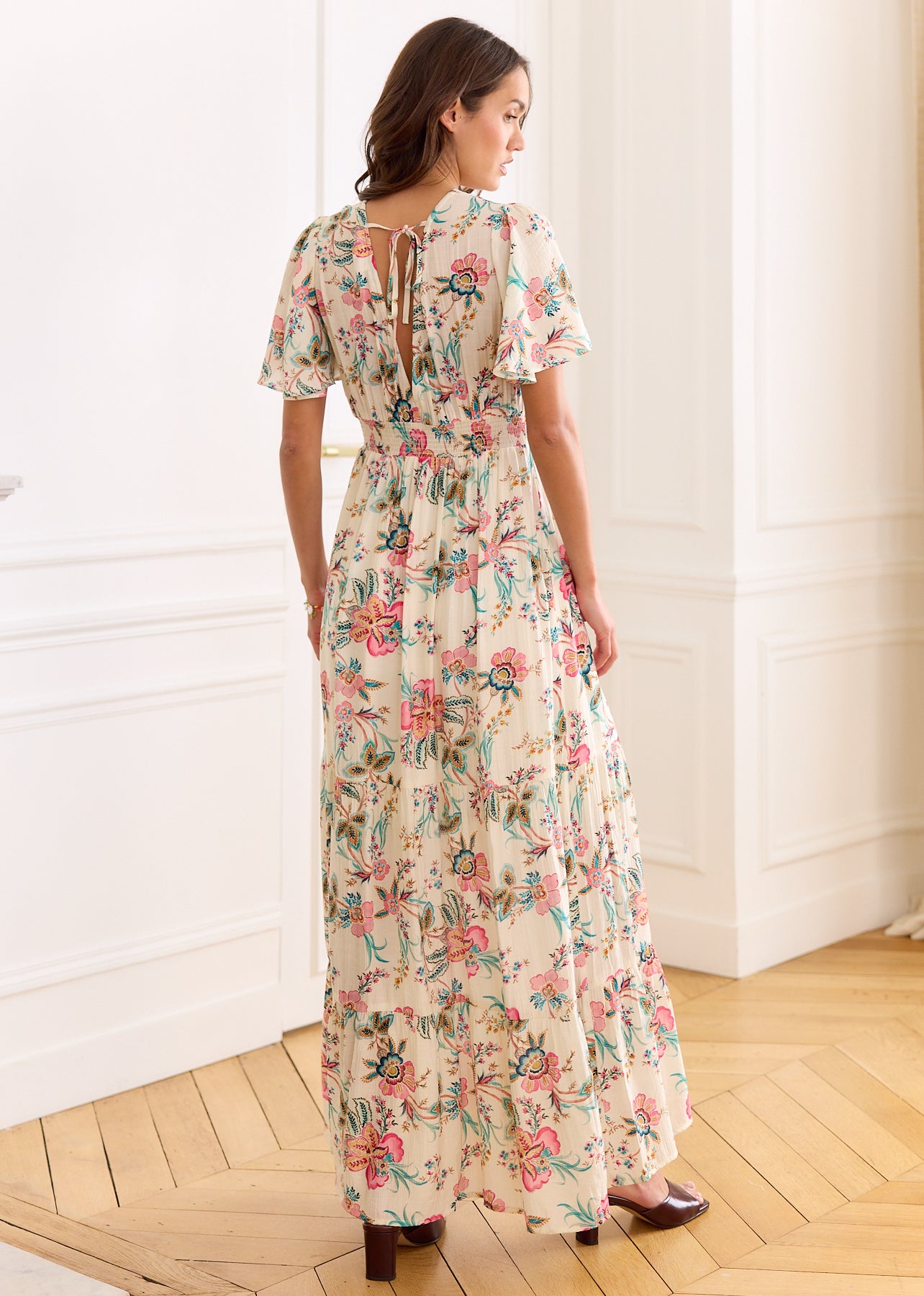 dress Tashi