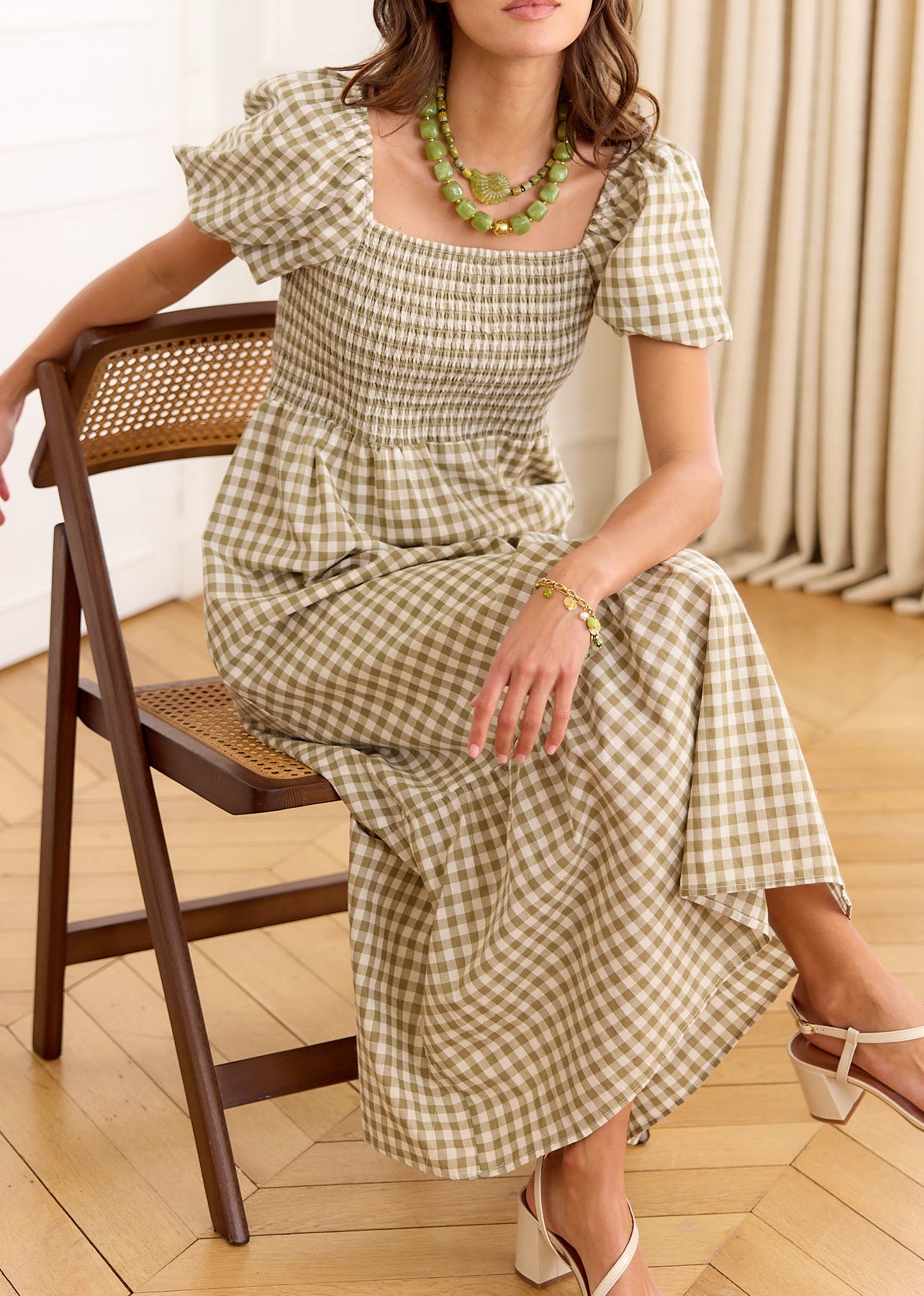 Robe Tina
