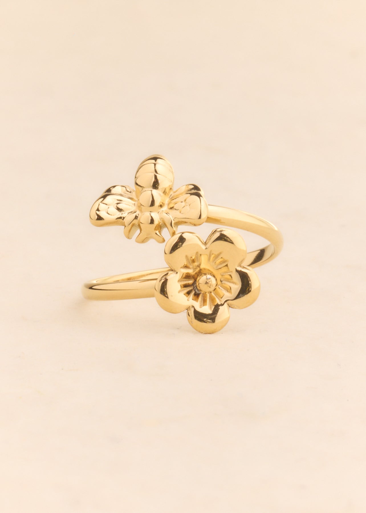 Ring Gina
