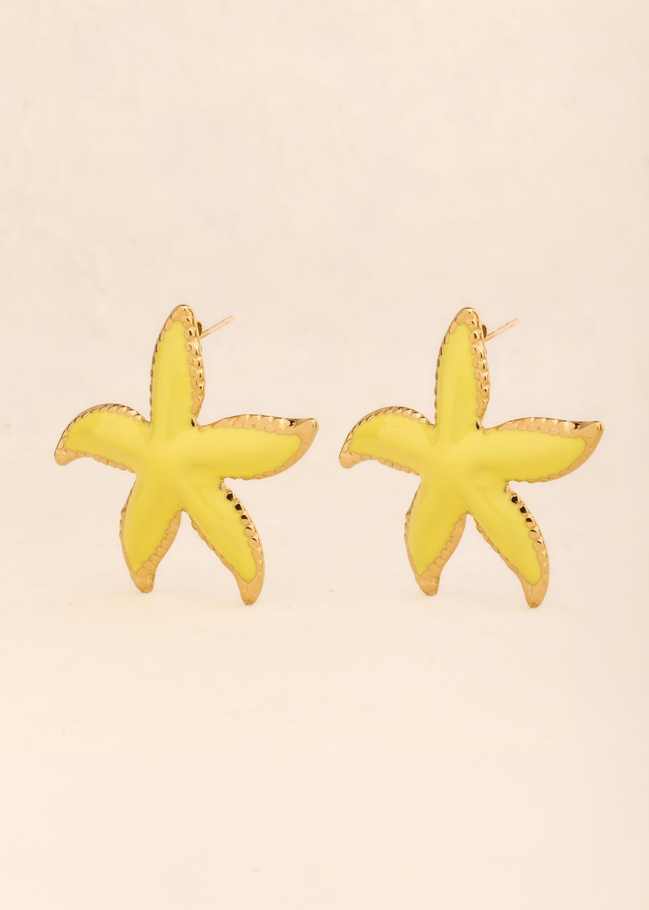 Ari Earrings