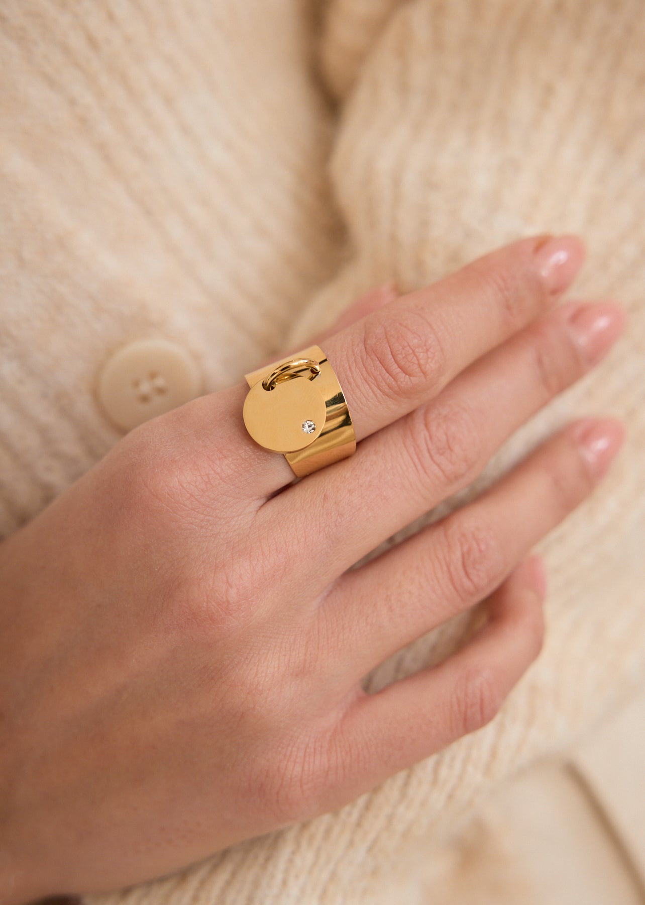 Sia ring
