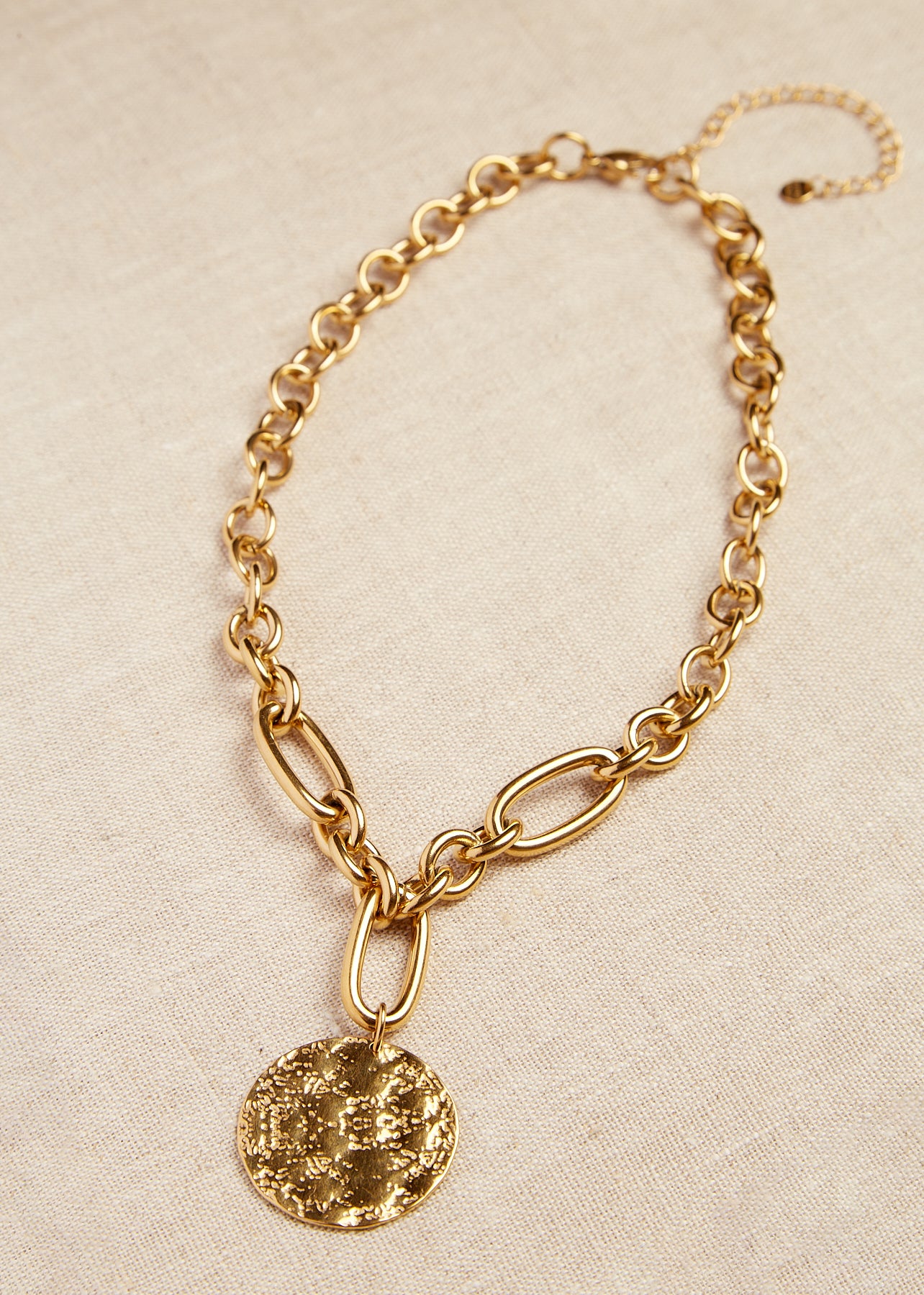 Motus_Boutique_Boucles_Collier_Abby_4