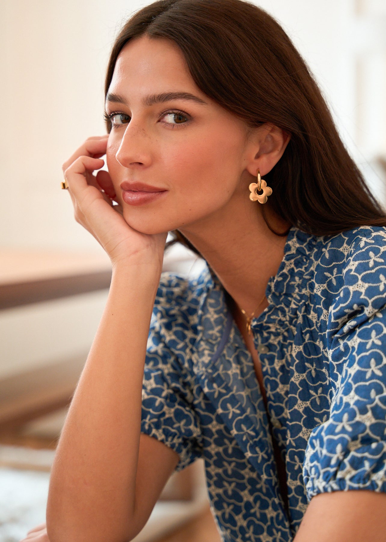 Motus_Boutique_Printemps_Boucles_Oreilles_Lila_Doré_3