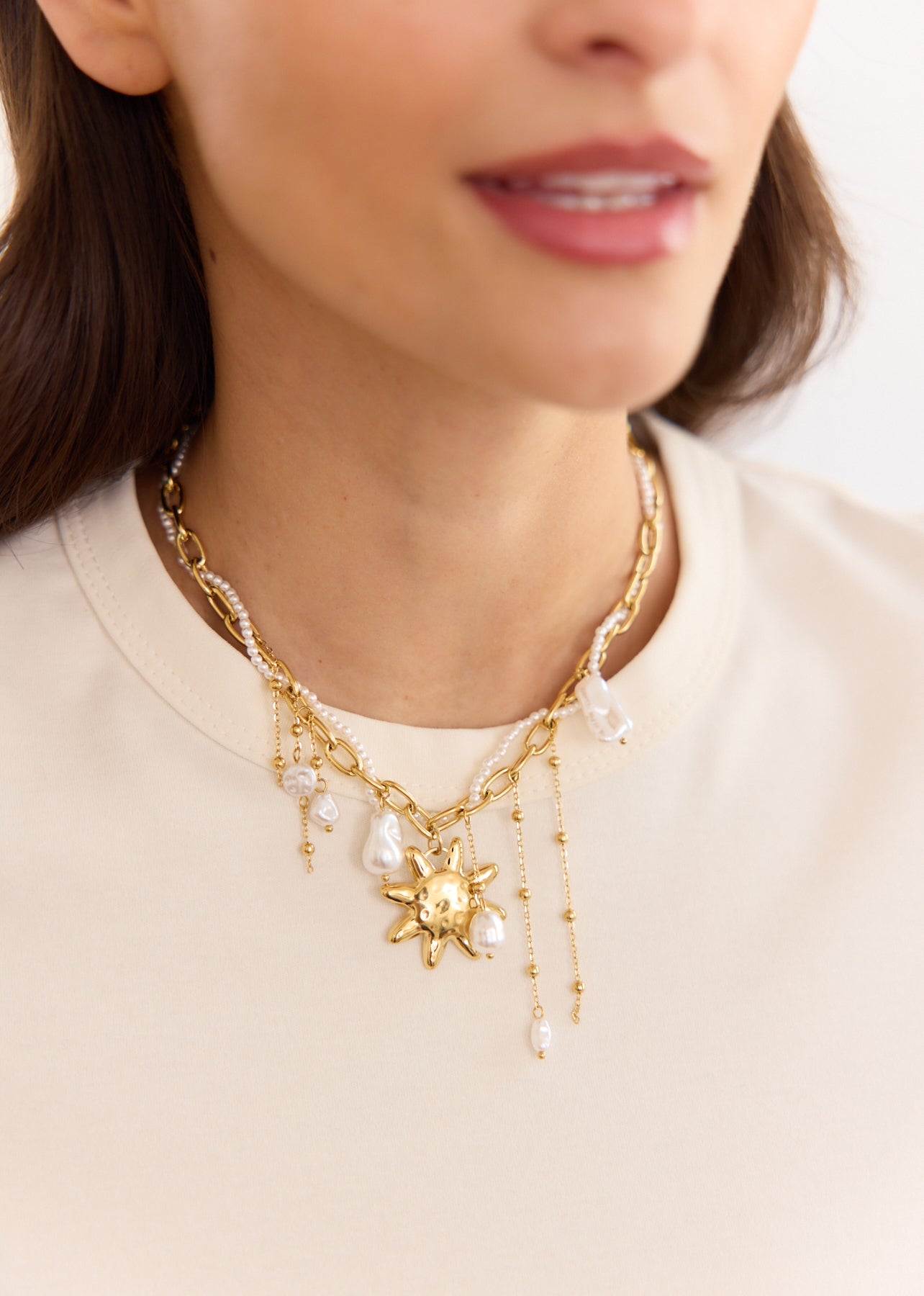 Collier Helmi