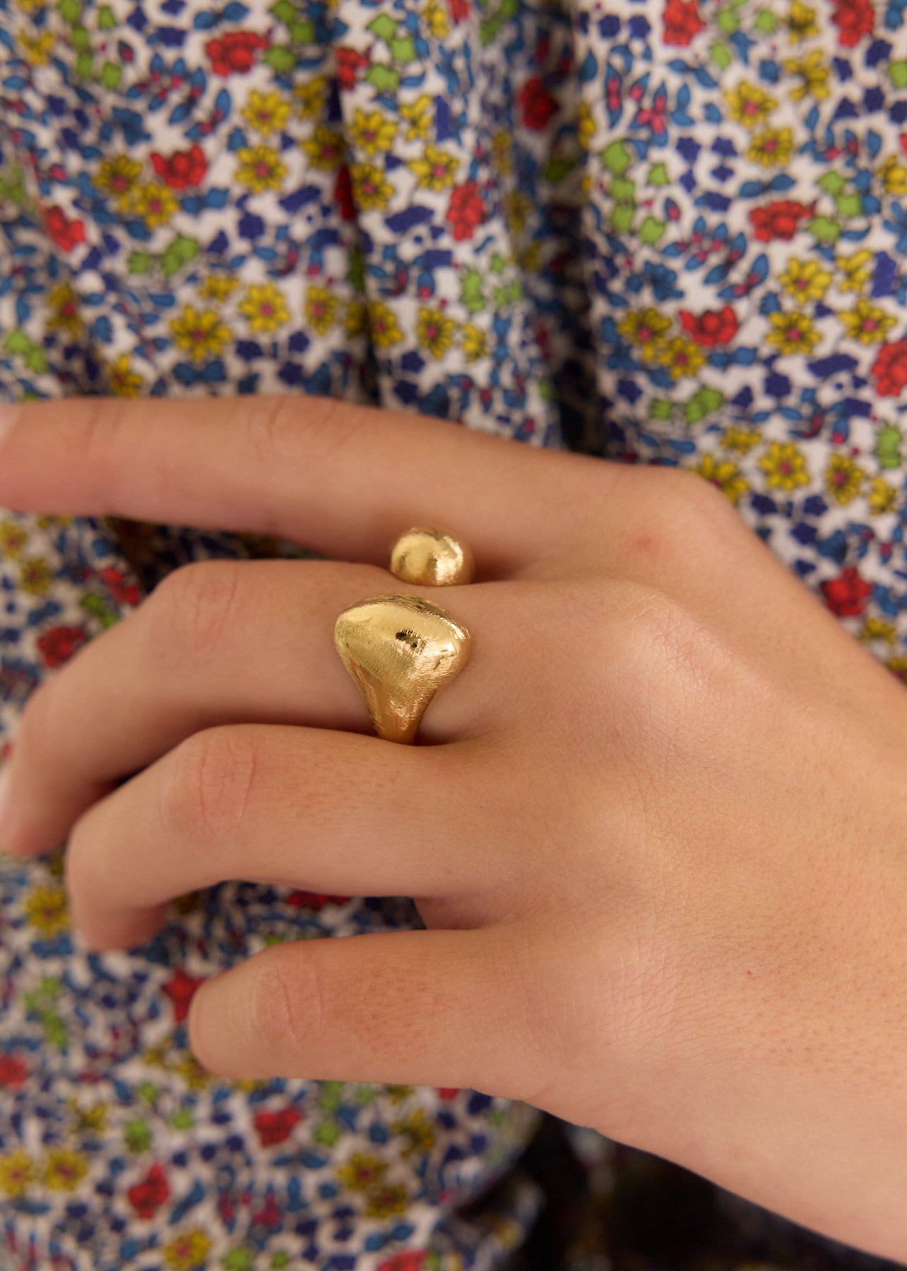 Isée Ring