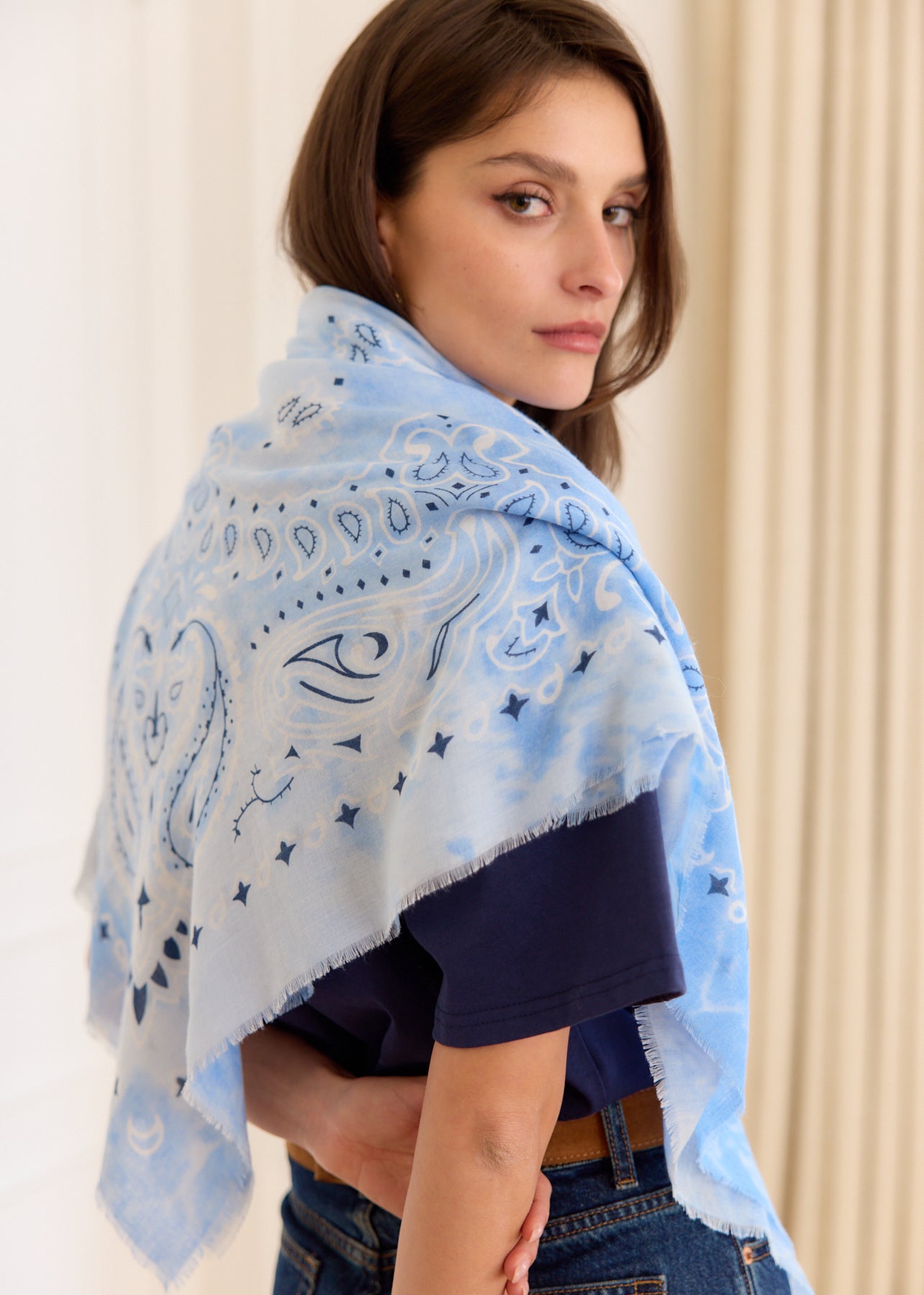 Naïs scarf