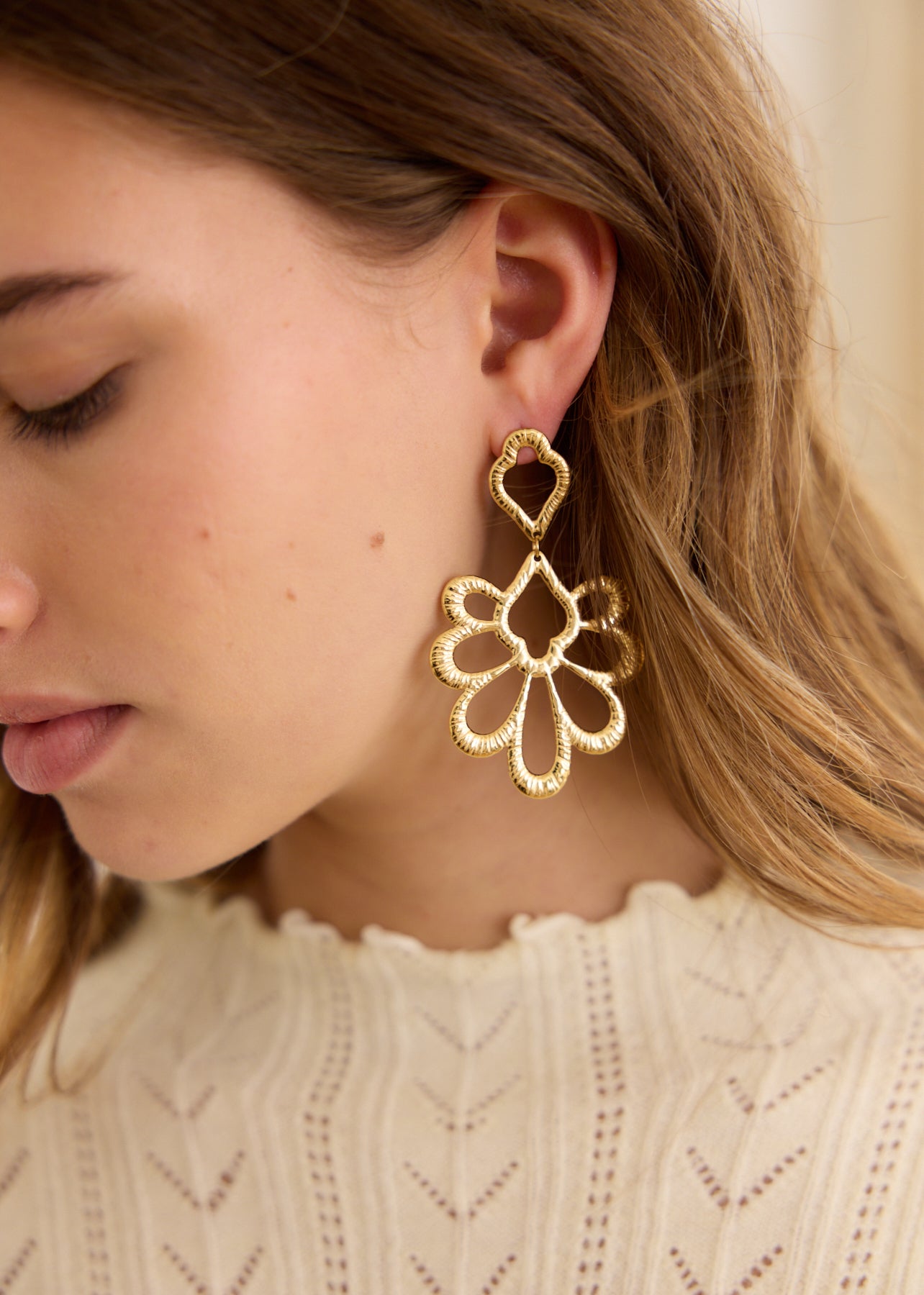 Ara Earrings