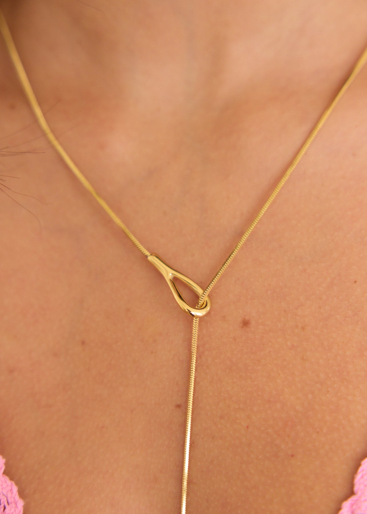 Collier Lariat