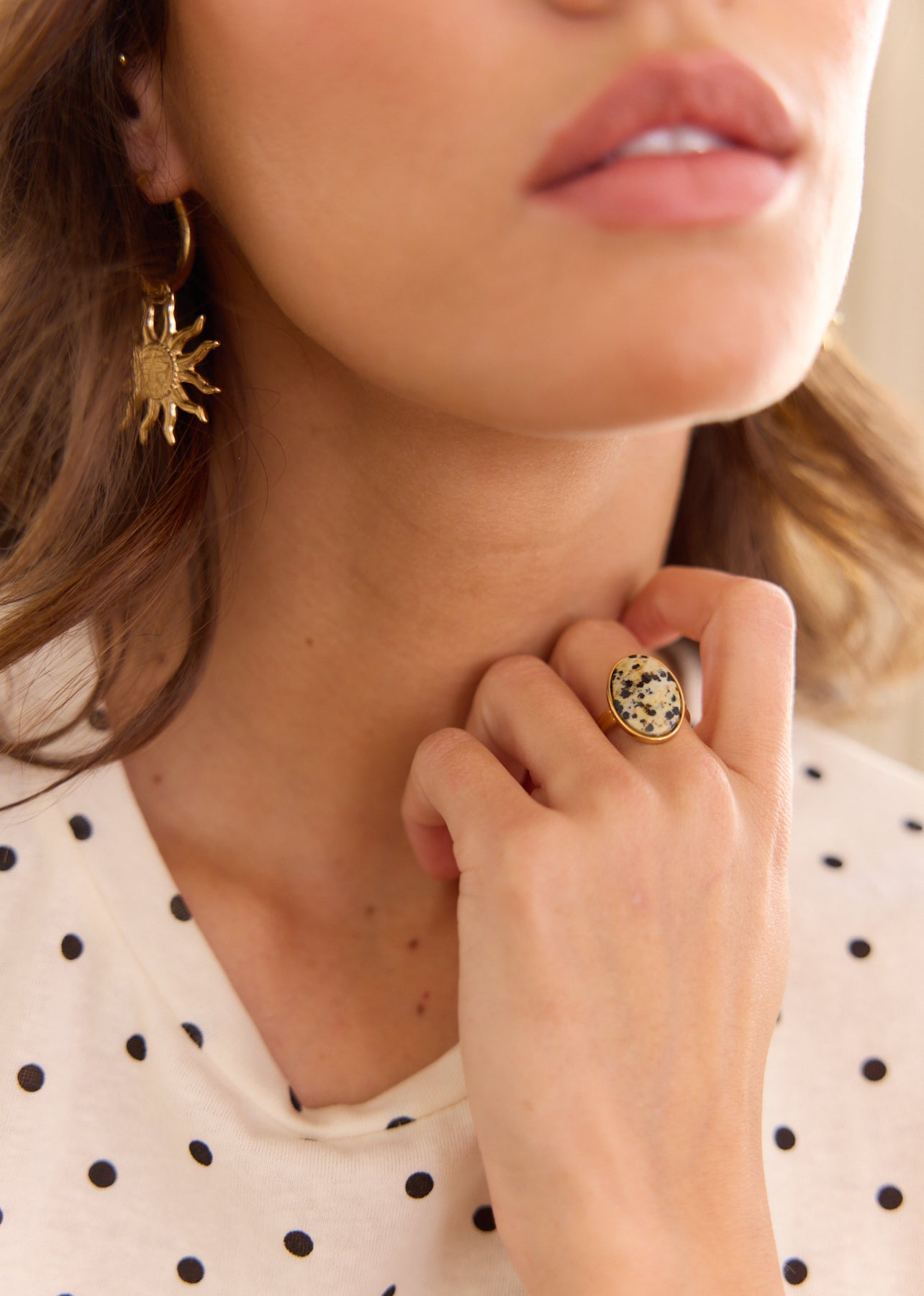 title
Thea Ring