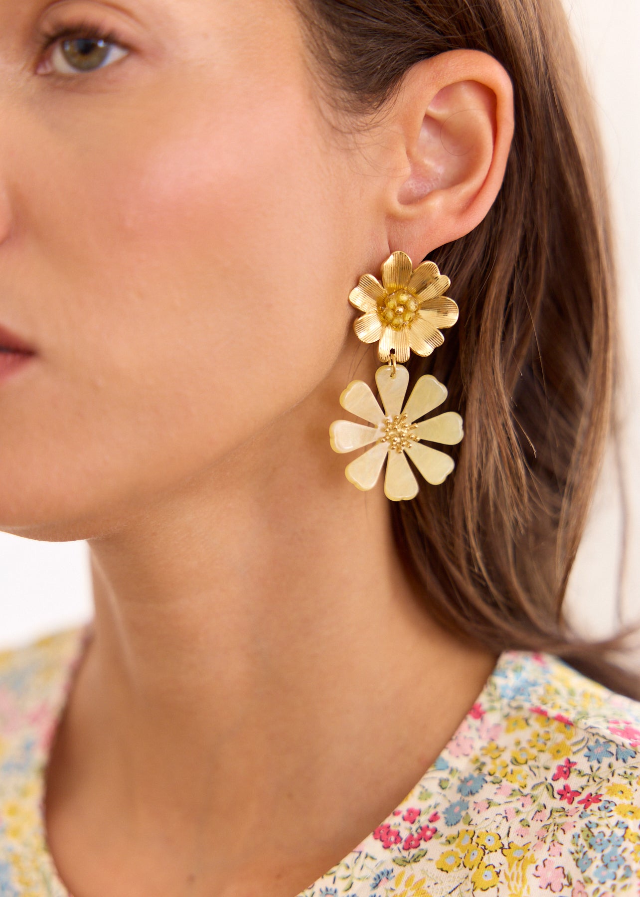 Alya Earrings