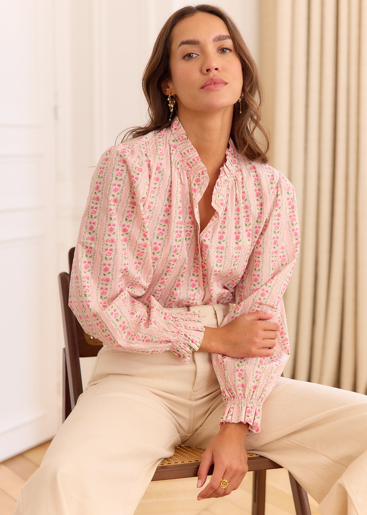 Pink Floral Cotton Shirt with Ruffled Neck - Palmyre | Motus Boutique