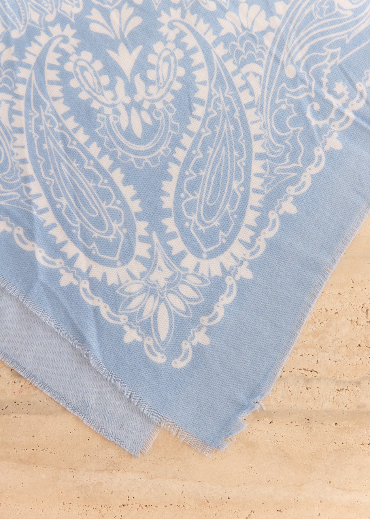 Ila Scarf
