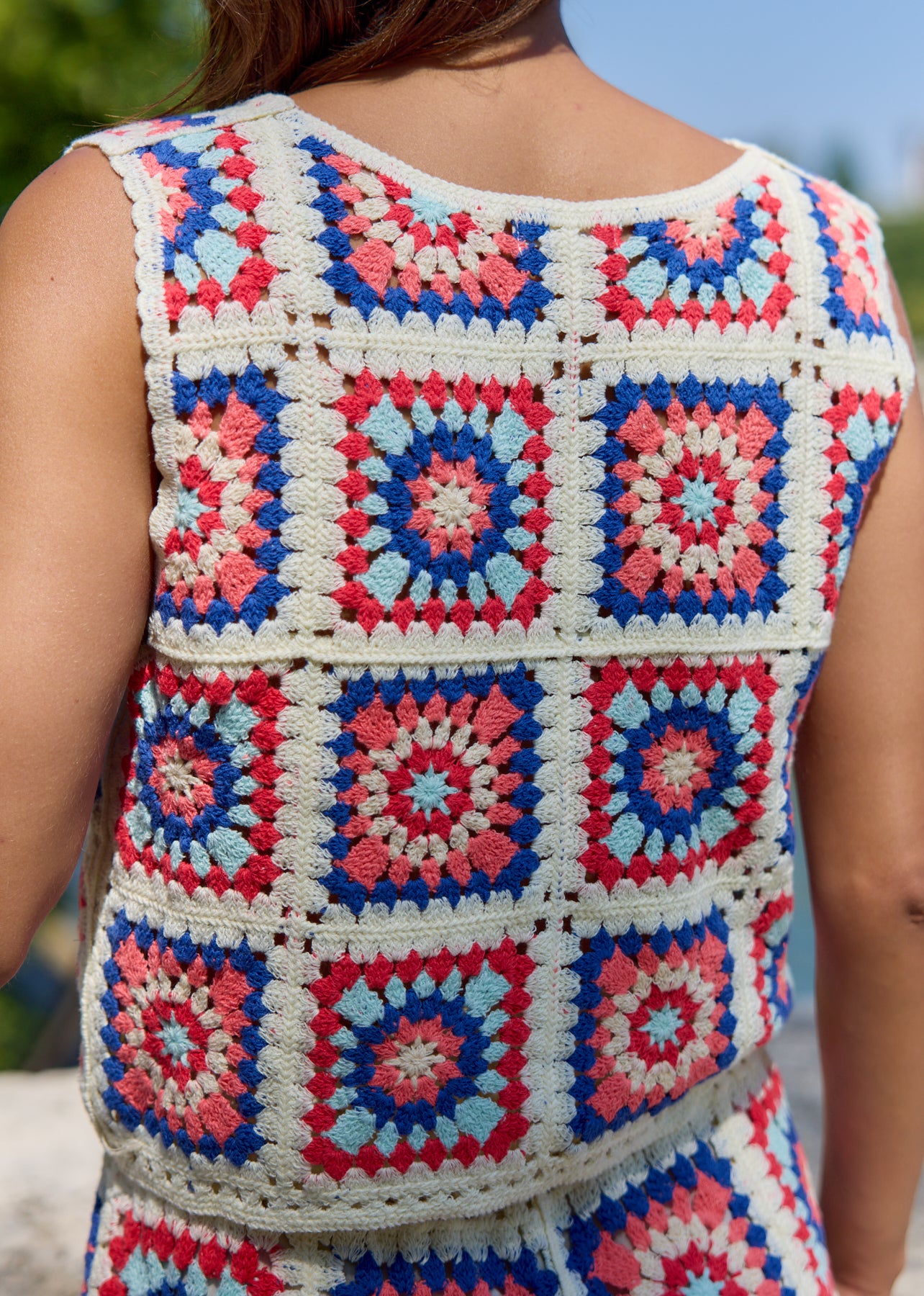Rosa Vest