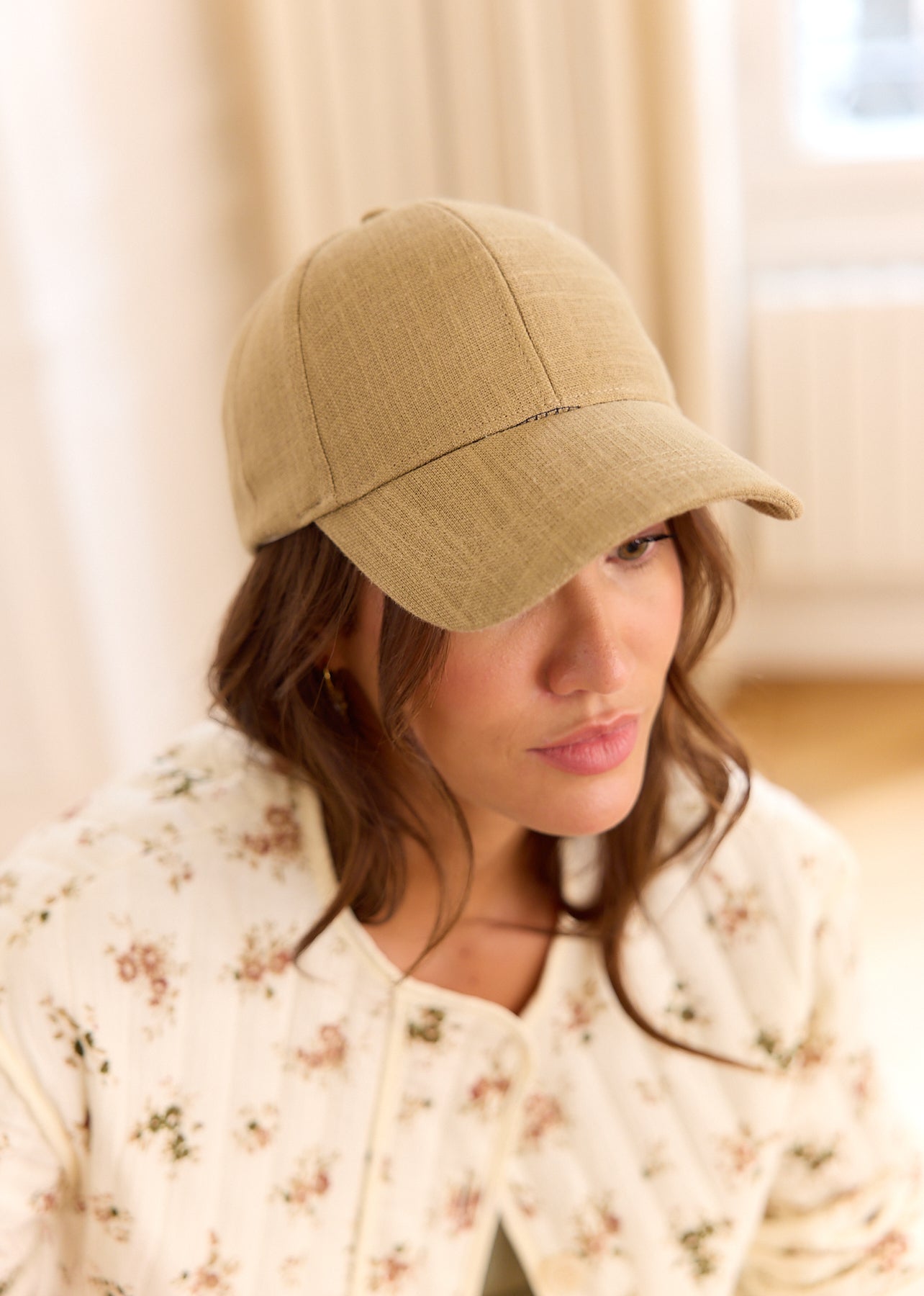 Isia Cap