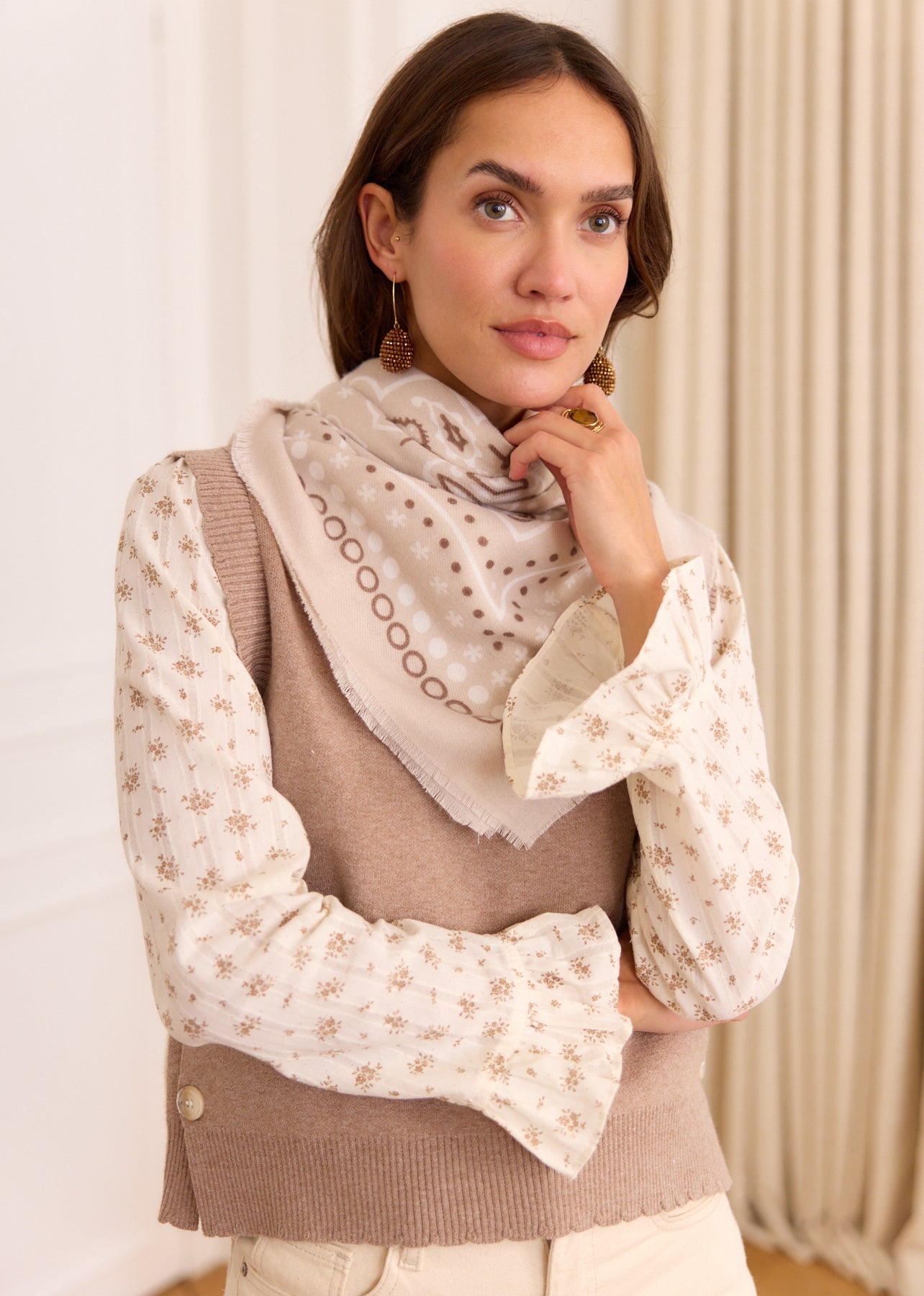 Kléo Scarf