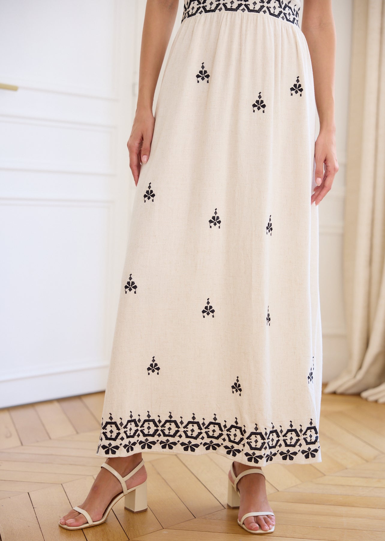 Robe Tessa