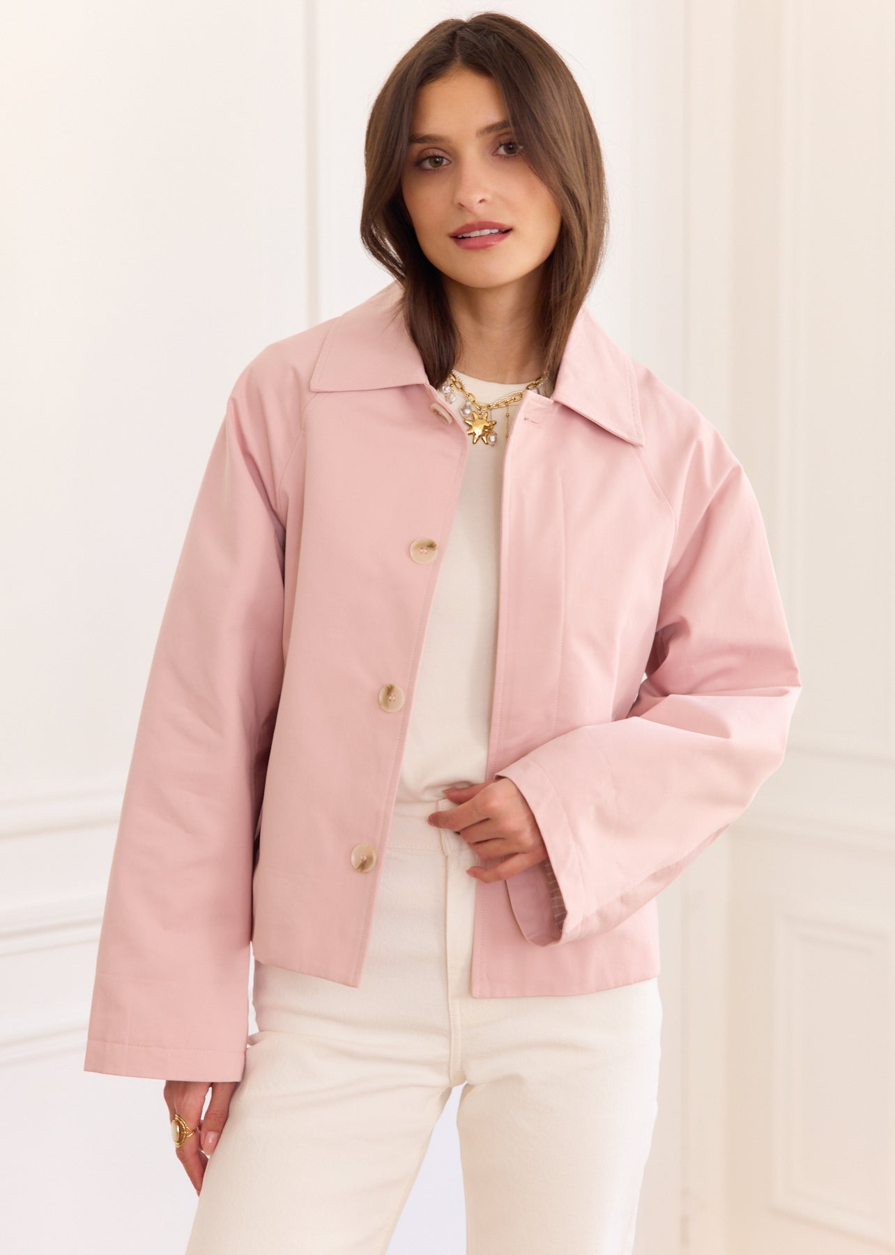 Short Pink Trench Jacket, Classic Collar - Mila | Motus Boutique