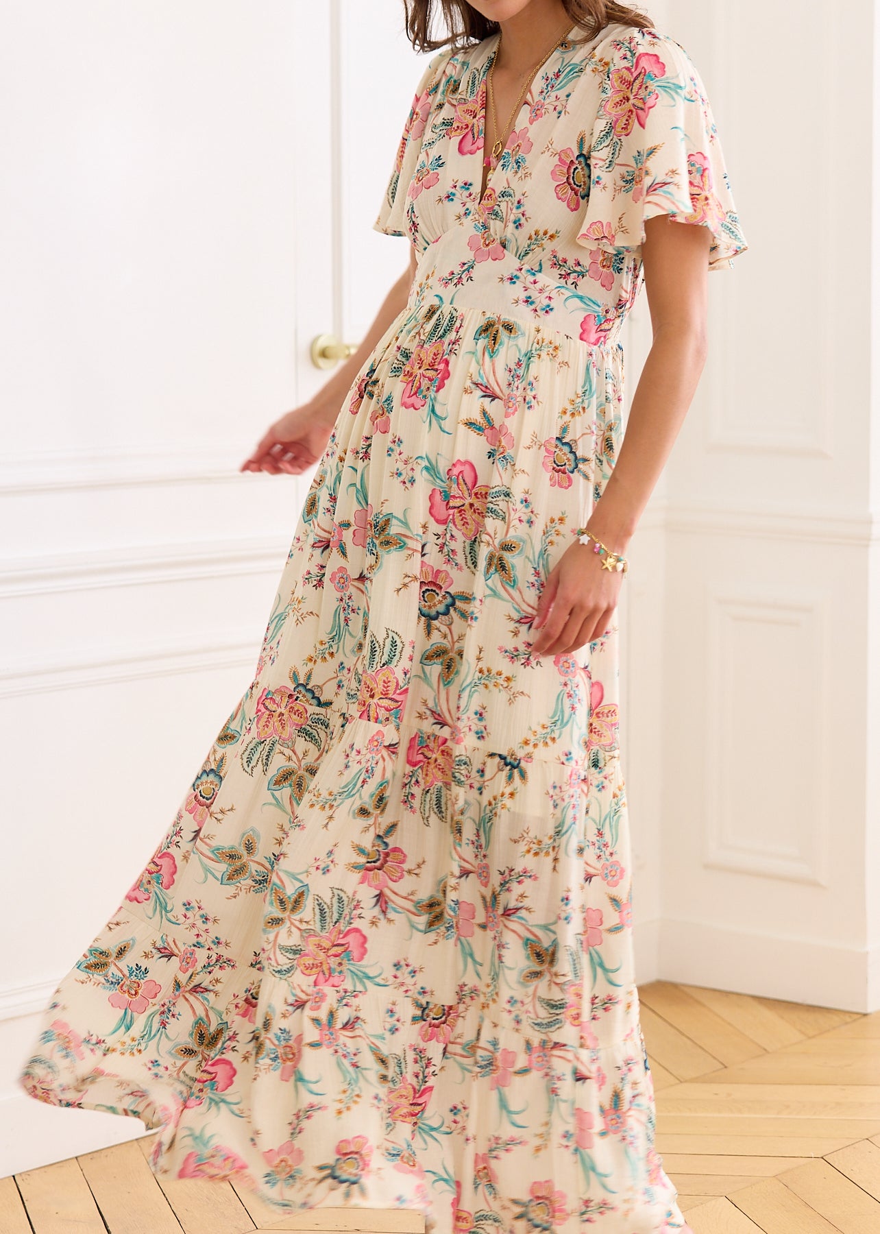 dress Tashi