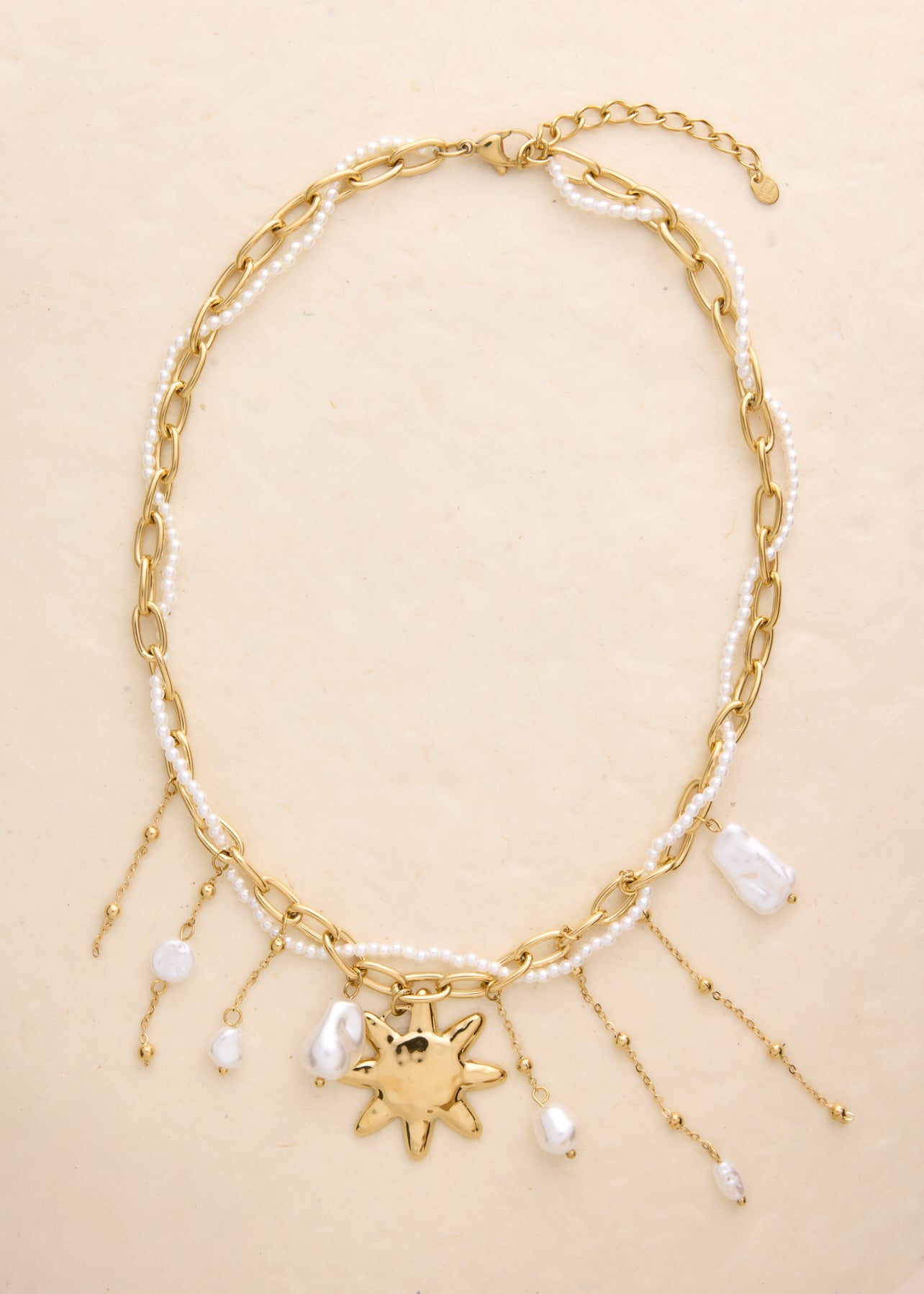 Collier Helmi