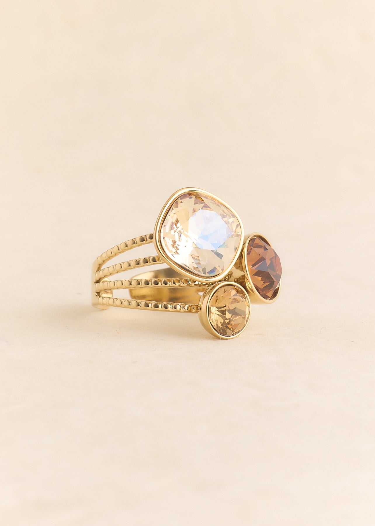 Almaz Ring
