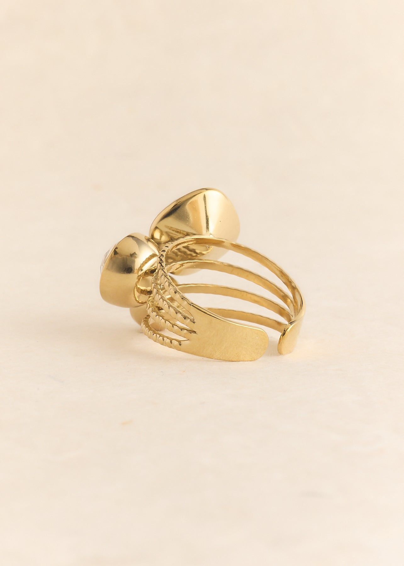 Ring Almaz