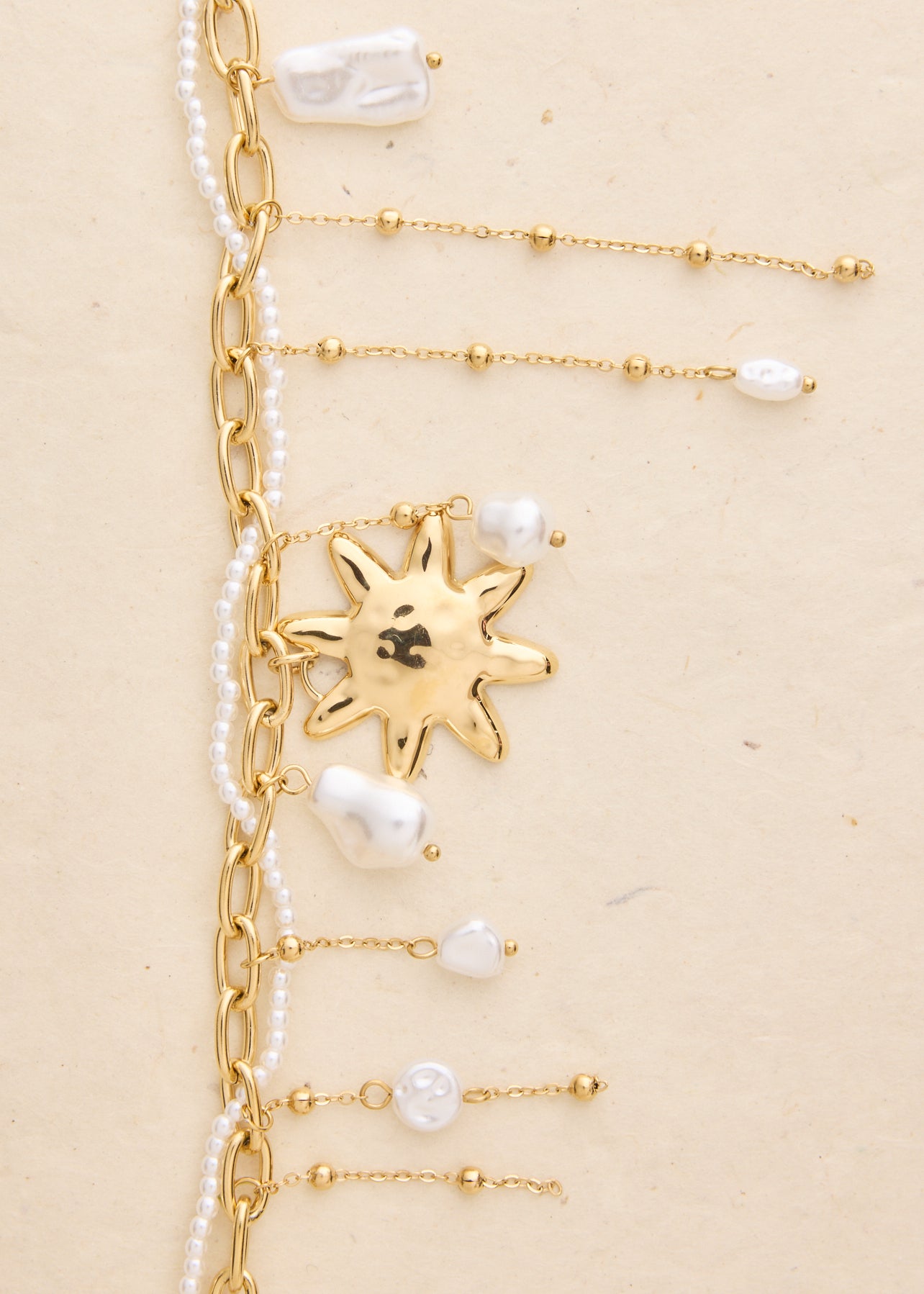 Collier Helmi