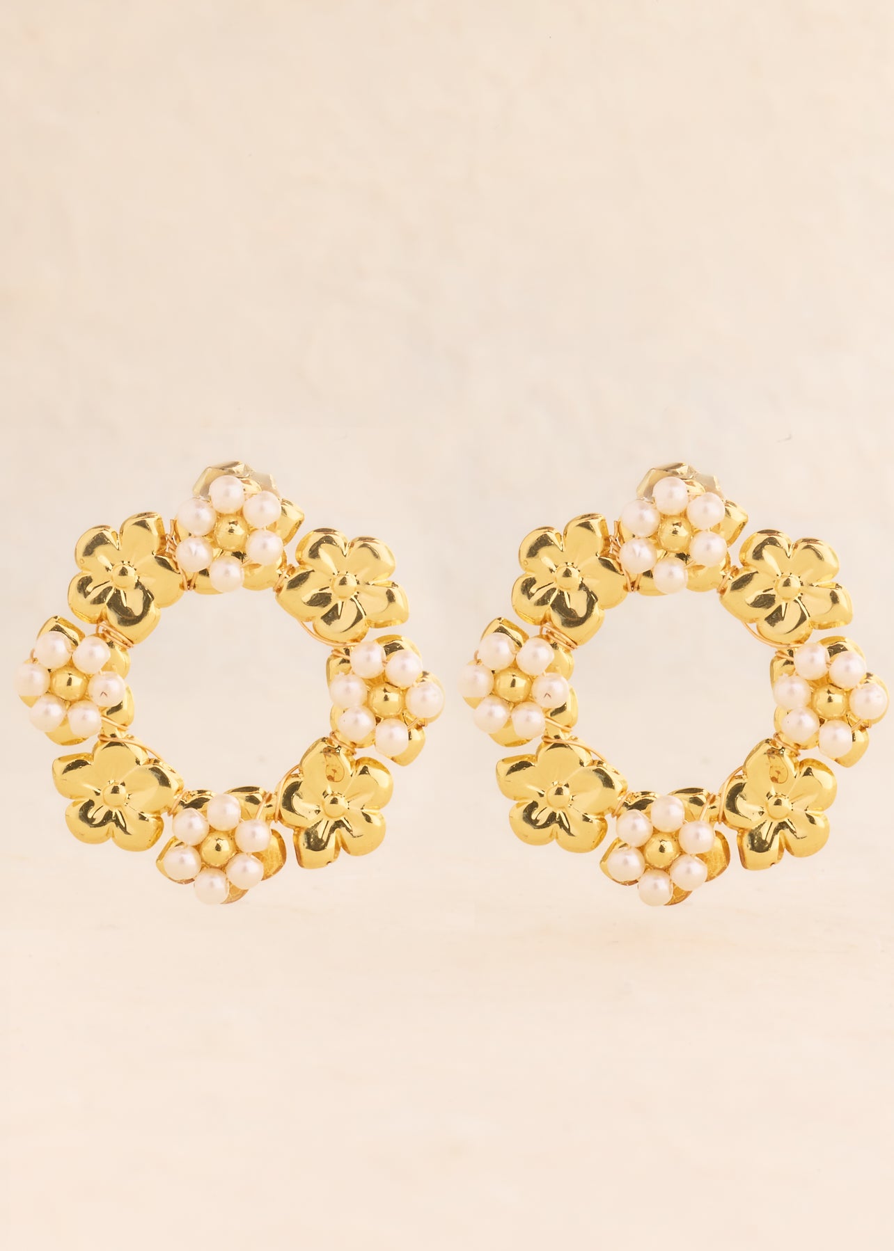 Earrings Shu