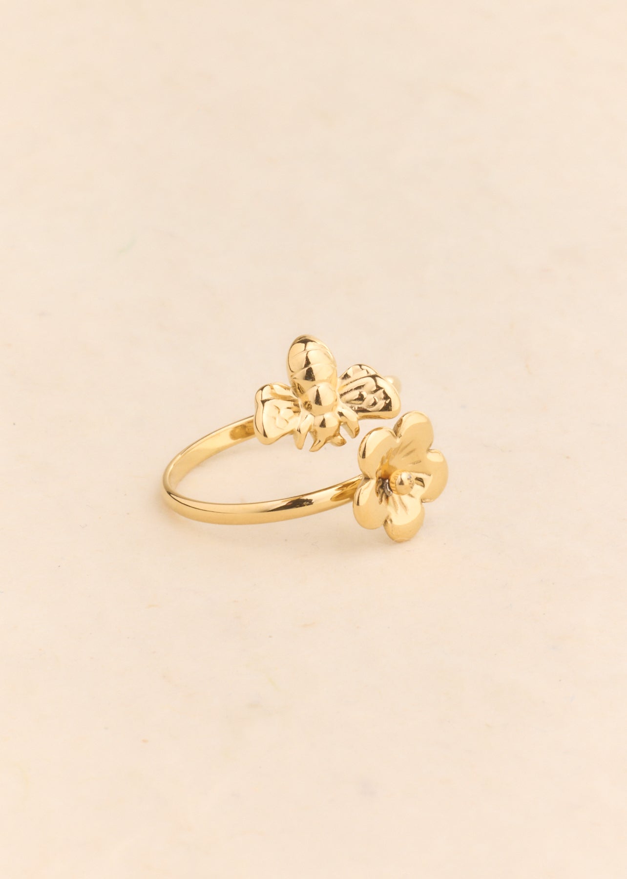 Ring Gina