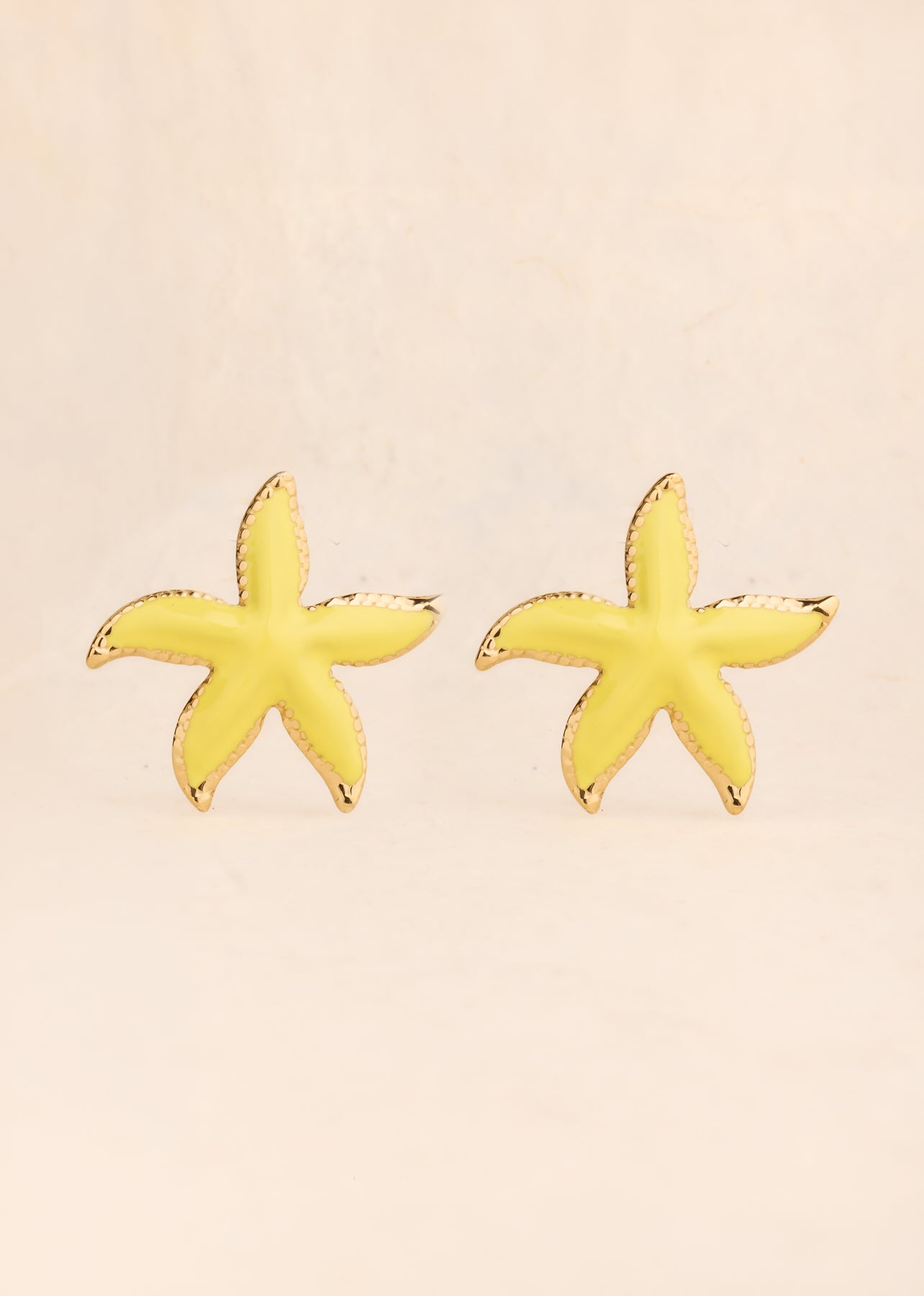 Ari Earrings
