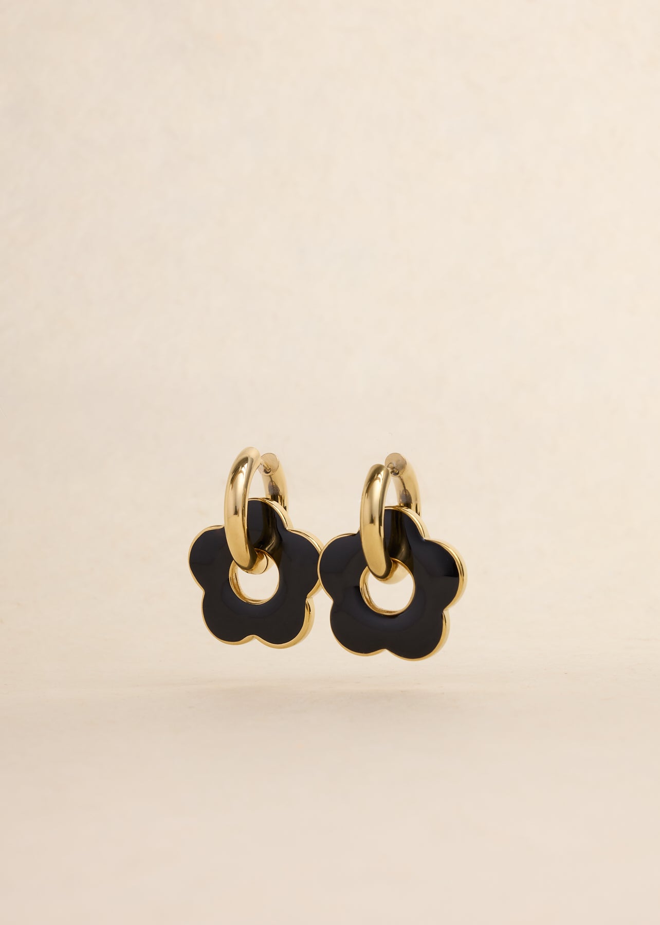 Lila earrings