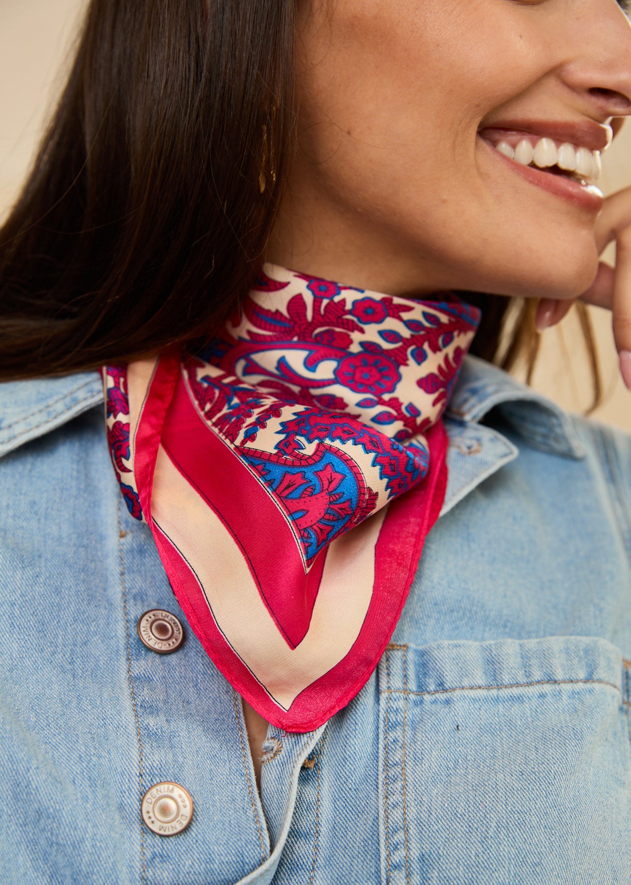 Motus_Boutique_Printemps_Foulard_Loeiza_Fushia_5